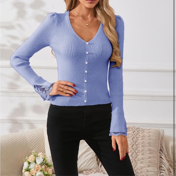 Sweaters - NWT Blue Ribbed Knit Sweater Pearl Accents Lace Cuff Top Size L